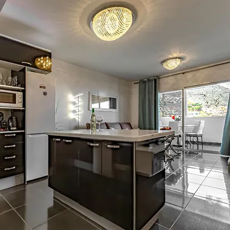 Διαμέρισμα Luxury 2bedroom Sea View