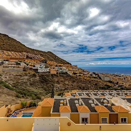 Luxury 2bedroom Sea View *